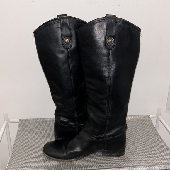 Frye Women’s Boots, Size 6 - Picture 6 of 10